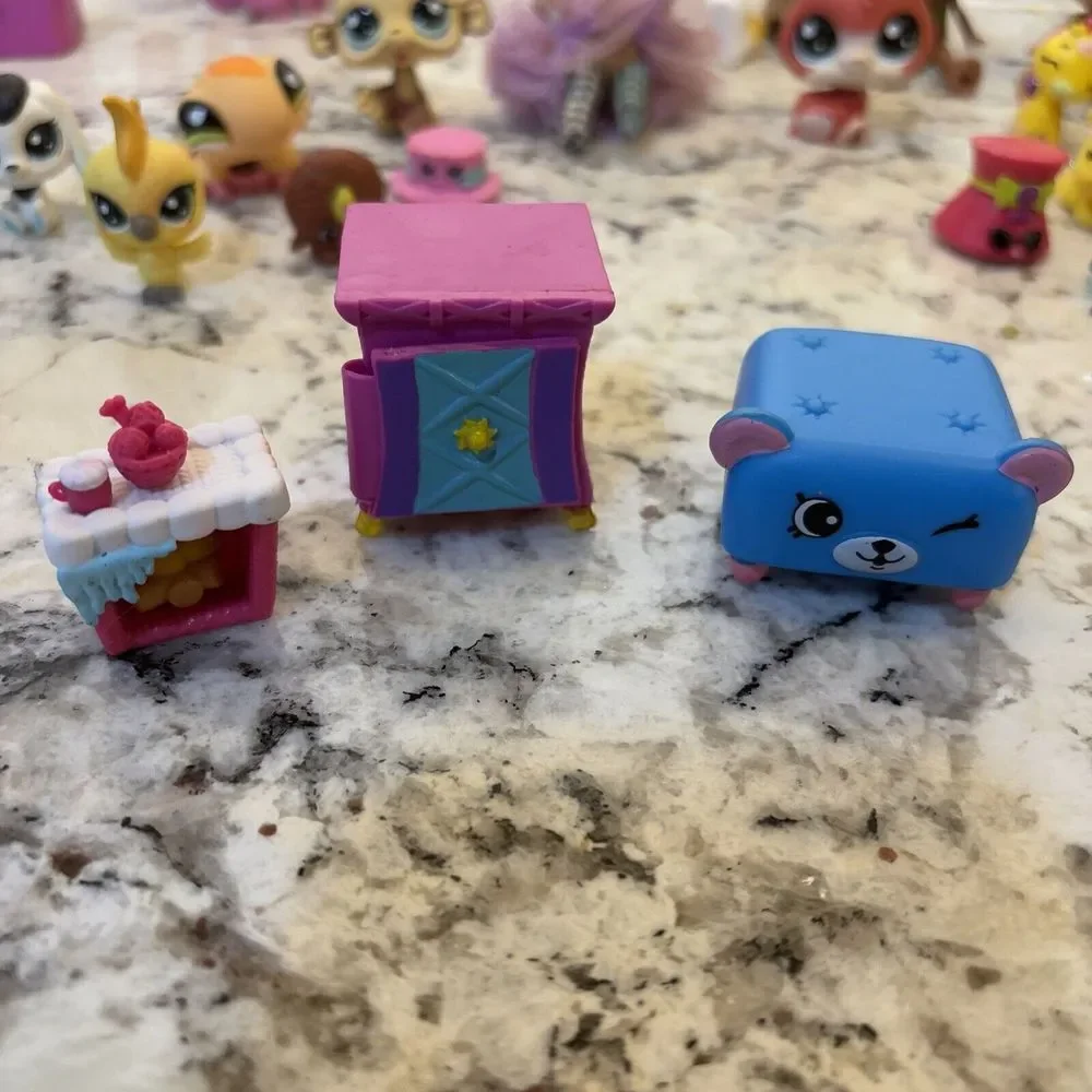 Littlest Pet Shop Lot Shopkins‎ Hatchimals Mini Blume Girl Toy Figures Lot Of 40